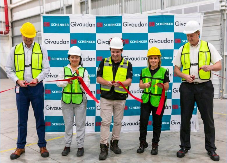  Givaudan e DB Schenker abrem novo centro de distribuição no México