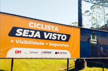 Campanha na rodovia para conscientizar os ciclistas