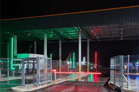 Entrada de centro de distribuição do Grupo Lebes, em Guaíba (RS), recém-inaugurado com produtos de controle de acesso da Came